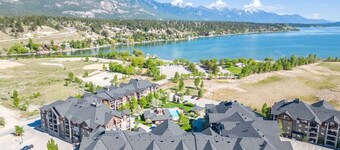 Bluebird Bay | Lake | Outdoor Pool | Hot Tub | Gym