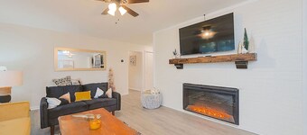 ~The BeeHive! | New 4 Bedroom Listing Next to CNU!