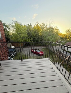 Property grounds - Colours of 4927- 2 bedrooms-Queen size- one free parking (Niagara Falls)