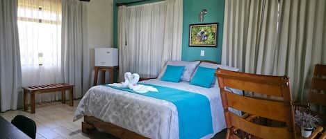 Deluxe Double or Twin Room, Mountain View | Desk, laptop workspace, bed sheets