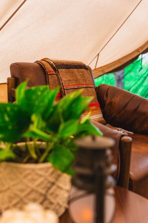 Miscellaneous - Glamping Outside Bentonville Only Minutes to OZ Trails (pineville)