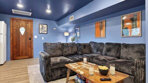 Apartment (2 Bedrooms) | Interior - Canyon Drift by Avantstay Sedona Stay Balcony Near Trails + Dining + Red Rock Views (Sedona)