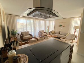 Interior - Buzios - Luxury, Pool and Boat at the Door (Armacao Do Buzios)