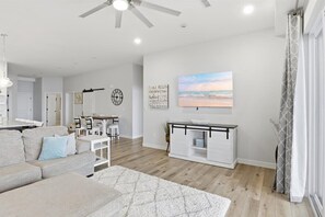 TV, offices - Luxury 3b 2ba sleeps 8 (Osage Beach)