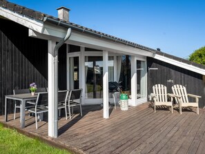 Outdoor dining - "Loki" - 200m from the sea by Interhome (Børkop)