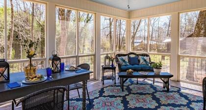 The perfect location to relax and enjoy brow view sunsets from the front porch!