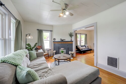 8 Mi to Micron Technology! River-View Apt!