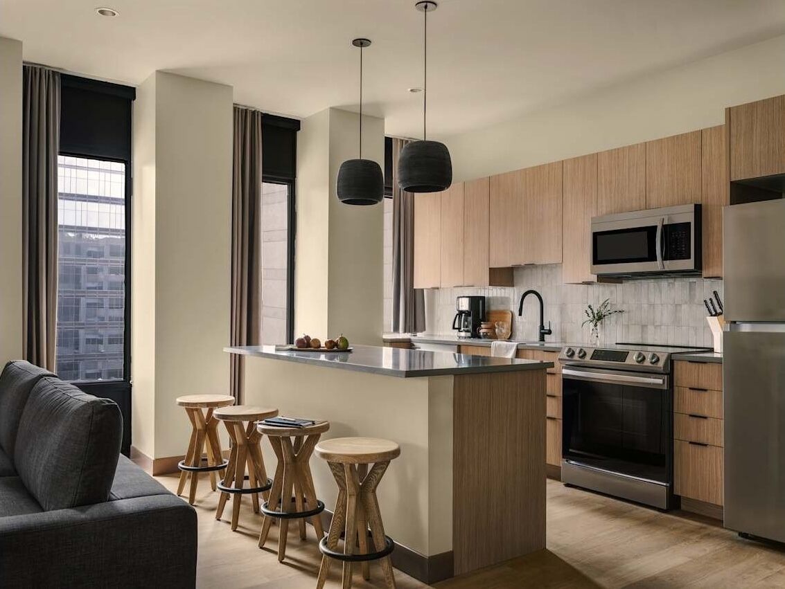 Apartemen, 2 kamar tidur | Dapur pribadi | Lemari es besar, microwave, oven, dan kompor