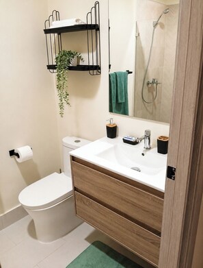 Bathroom - Cozy 1-bedroom apartment in peaceful Punta Cana with AC and gym (Punta cana)