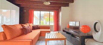 Chic Coastal Duplex with Private Terrace – Nieuwpoort, Sleeps 6
