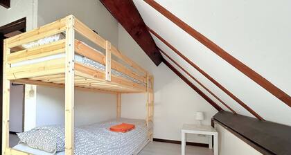 Chic Coastal Duplex with Private Terrace – Nieuwpoort, Sleeps 6