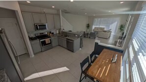 Interior - Best located house in Orlando Fl (Orlando)