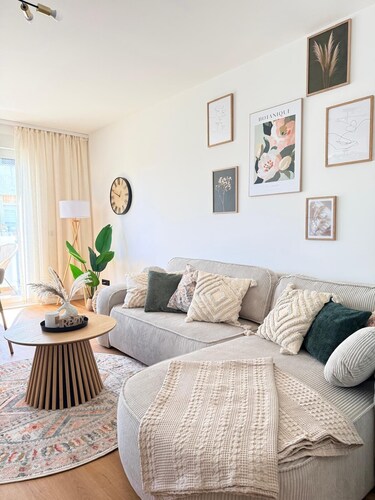 Stylish boho apartment near Mainz with balcony & parking space