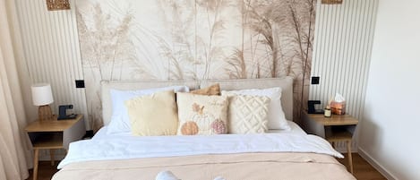 2 bedrooms, in-room safe, iron/ironing board, travel crib