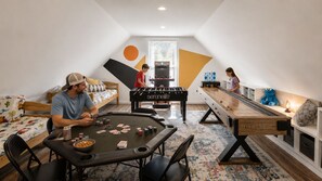 Spielezimmer