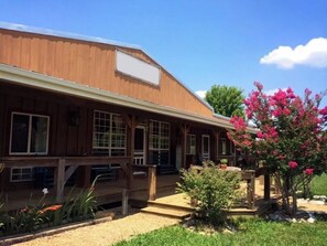 Exterior - King Lodge Room 1  in perfect Parrottsville TN (Parrottsville)