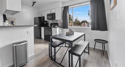 Cozy 1-bedroom apartment in lovely Gilbert with AC and pool
