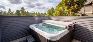 Utendørs boblebad