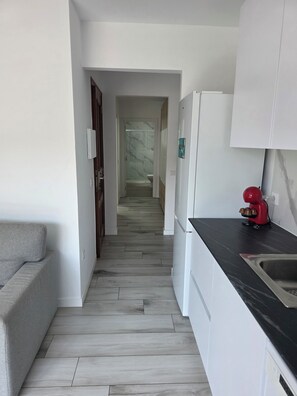 Interior - Maris 3 - Sunny Top Floor Apartment in Central Lloret (Lloret de Mar)