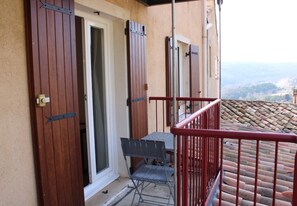 Property grounds - L'Escaou Un - COURSEGOULES (COURSEGOULES)