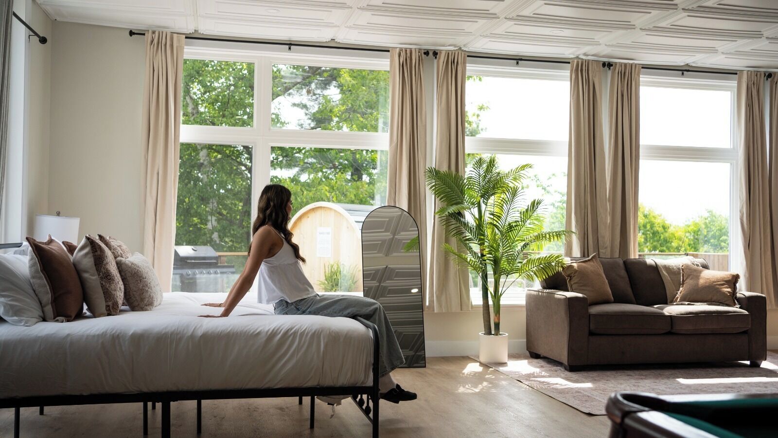 Luxury Room | WiFi (free), bed sheets