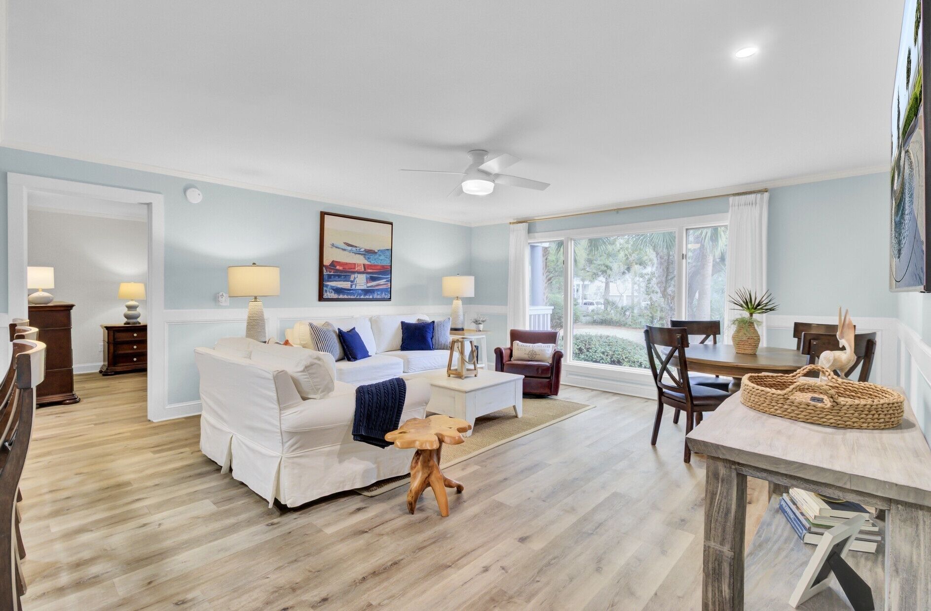 Condo (Lagoon Villa 11) | Living area