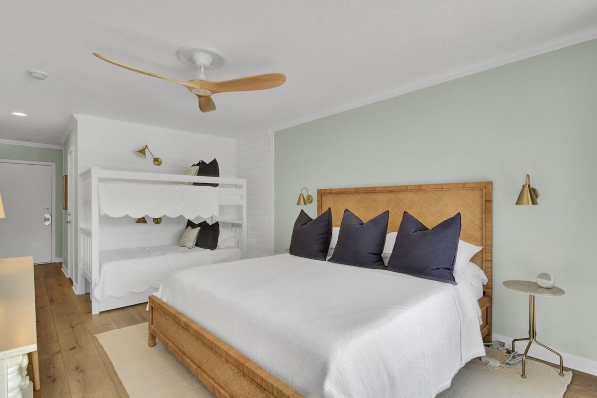 Condo (Lagoon Villa 14)
