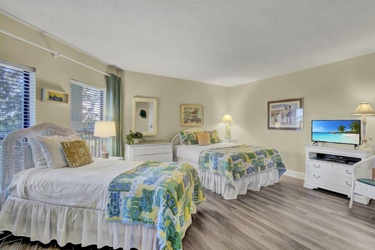 Condo (Summerhouse 408)