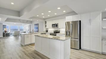 Condo (Ocean Club 4408) | Cocina privada