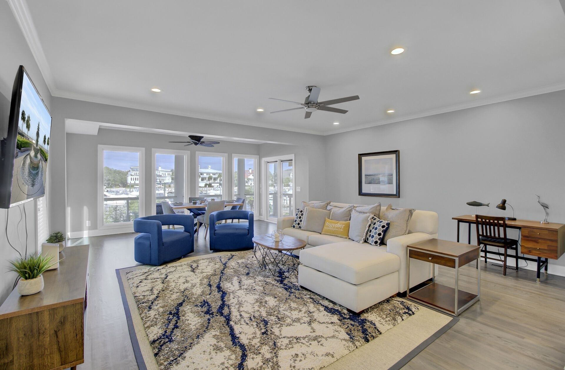 House (Yacht Harbor Court 31) | Living area