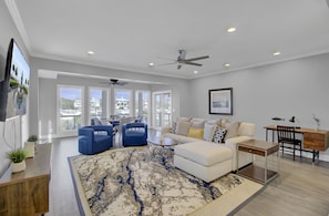 Nhà (Yacht Harbor Court 31) | Khu phòng khách