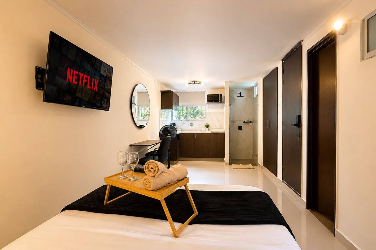 Comfort Loft, 1 Double Bed, Kitchenette, Garden View 101 | Desk, free WiFi