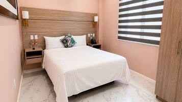 Iron/ironing board, free WiFi, bed sheets