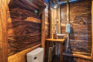 Bathroom - Eden on the Chocolata (San Juan del Sur)
