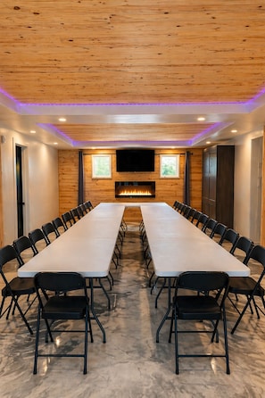 Meeting facility - Spa & Sauna | Preissac Waterfront | Ages 14 and up (Preissac)