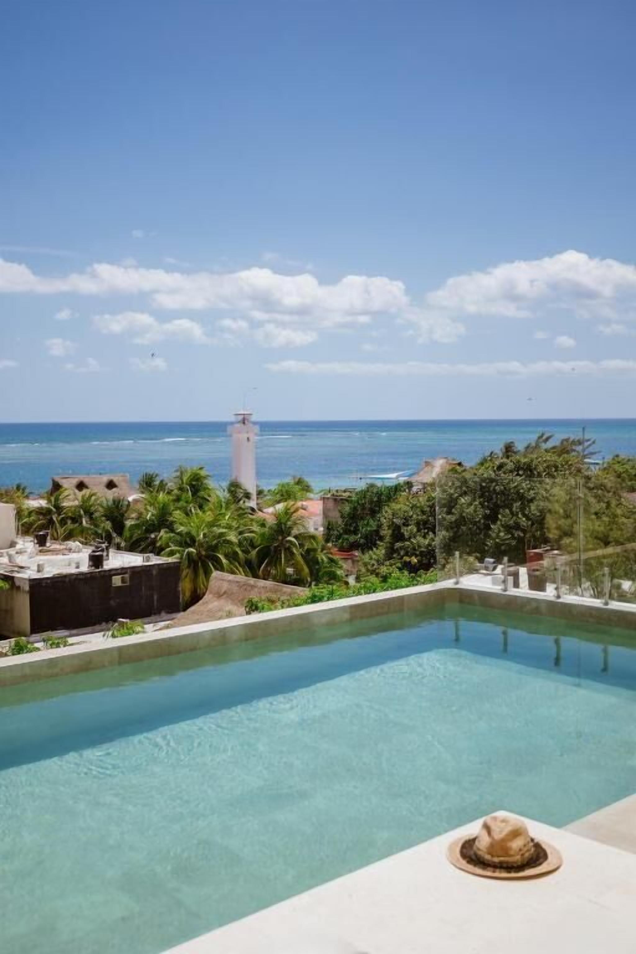 Superior Apartment, Ocean View | Pool