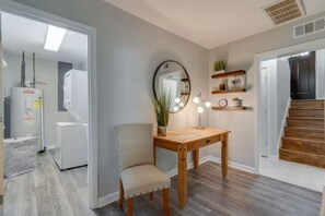 Interior - Home Sweet Hillsdale, Near Nash and the LAKE! (Hendersonville)