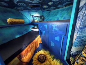 Room - Sleep in a Van Gogh painting! A floating tribute to the art of Vincent. (League City)