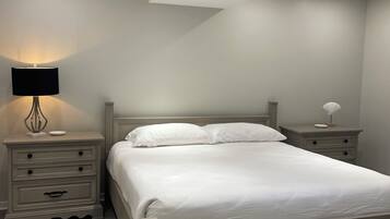 2 bedrooms, bed sheets