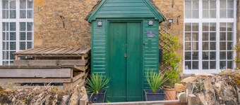 Charming Two Bedroom Cottage in Chipping Norton
