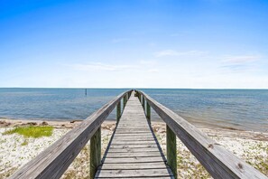 Beach nearby - St. George Sound Home Pool, Game Room, Fire Pit, Steps to Water – Forgotten Coast Escape (Eastpoint)