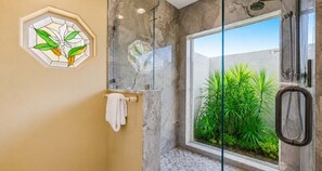 Shower, hair dryer, towels - Punta Gorda Isles Vacation Home with Private Pool on Canal with a Boat Dock (Punta Gorda)