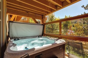 Bain à remous extérieur