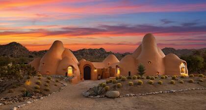 Sandora Domes - Architectural Retreat Near National Park