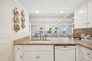 Fridge, microwave, oven, stovetop - Gulfside Gem 144-Gulf Views-Sleeps 6 (Panama City Beach)
