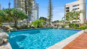 Pool - Vista Verde Coastal Escape Surfers Paradise (Surfers Paradise)