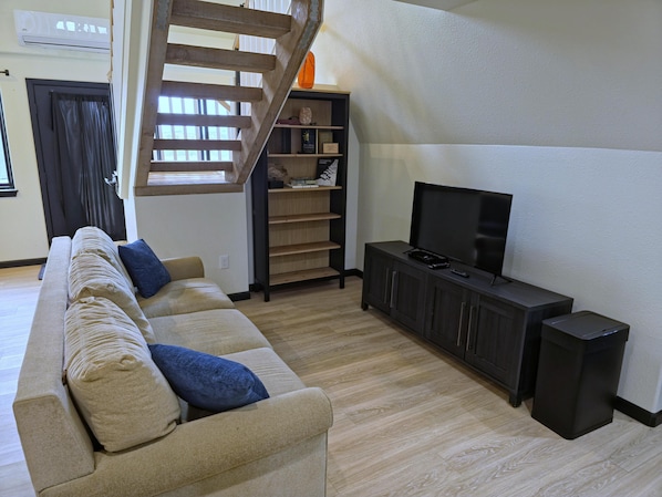 Smart TV, DVD player