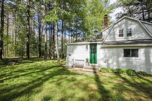 Exterior - •Peaceful Private Freeport 2 BR Home on the Ocean• (Freeport)