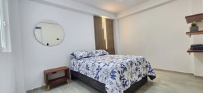 2 Schlafzimmer, Bügeleisen/Bügelbrett, WLAN, Rollstuhlgeeignet