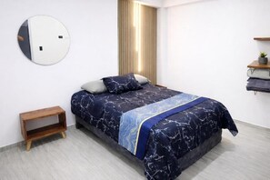 2 bedrooms, iron/ironing board, WiFi, wheelchair access